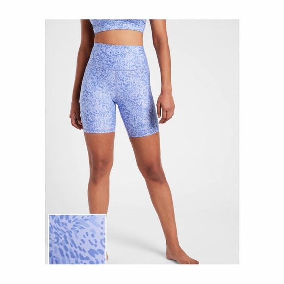 Athleta Women's Lavender Patterned Biker Shorts NWT SZ 1X - Picture 7 of 16